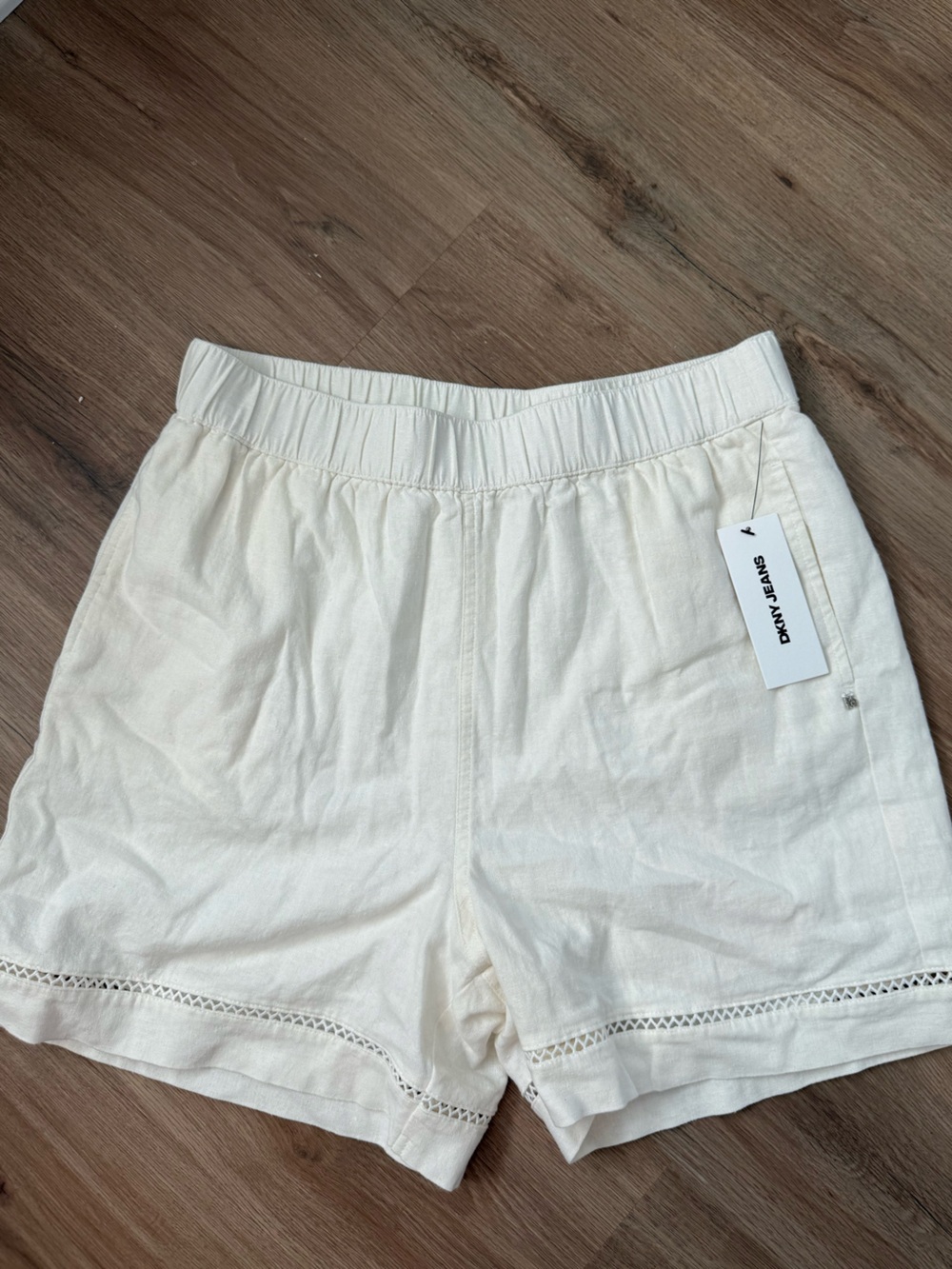 NWT Dkny Cream Elastic-Waist Girls' Shorts
